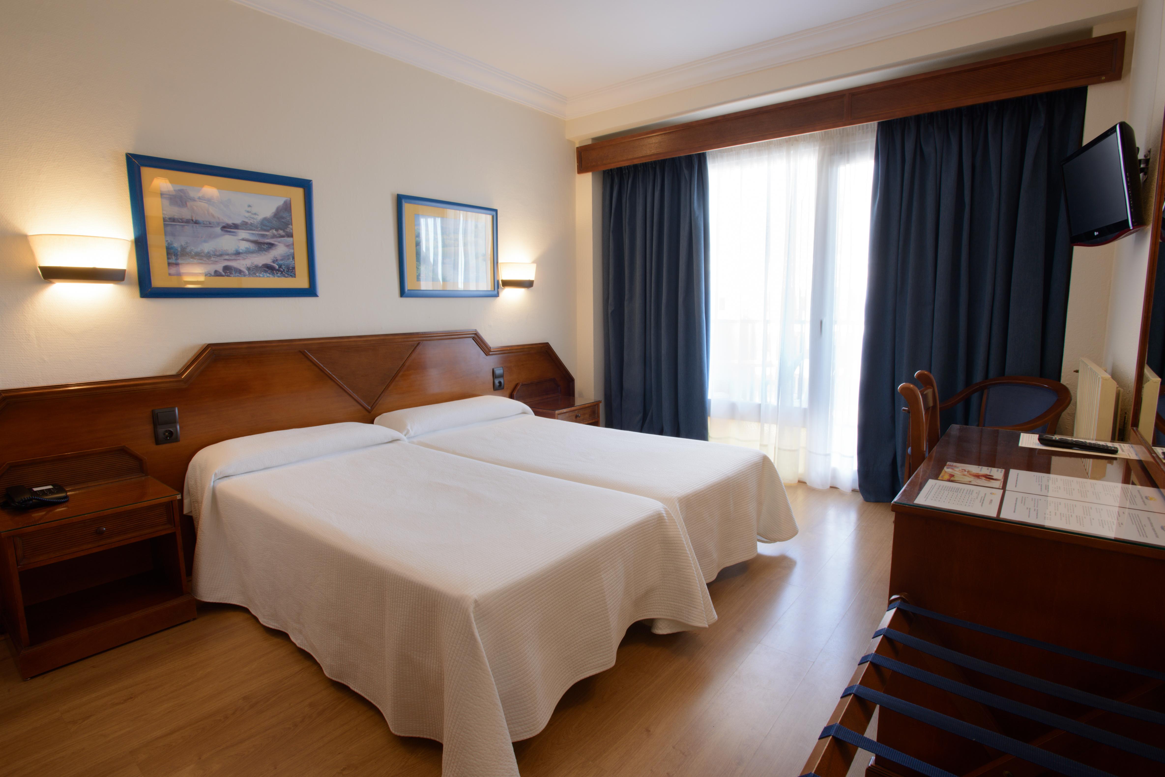 Hotel Monarque Fuengirola Park Exterior photo